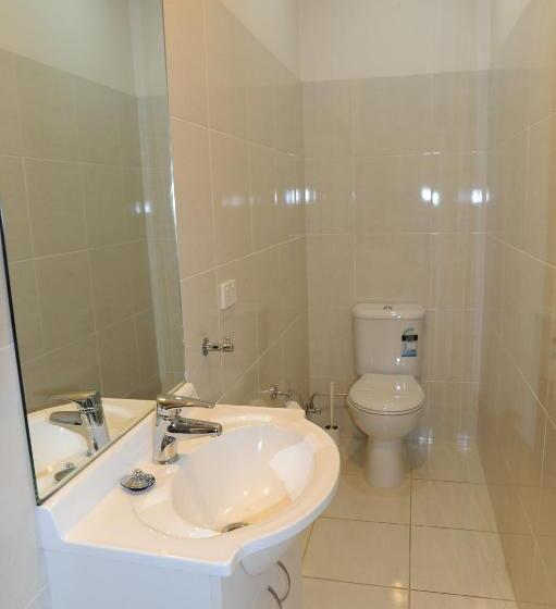 Семейный Номер Economy, Norwood House Motel & Receptions