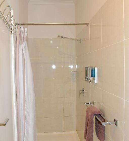 Семейный Номер Economy, Norwood House Motel & Receptions