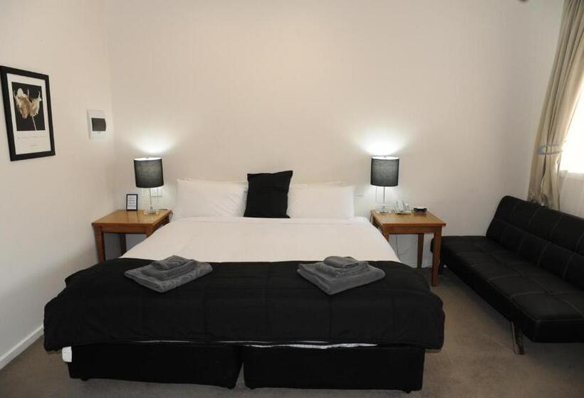 Семейный Номер Economy, Norwood House Motel & Receptions