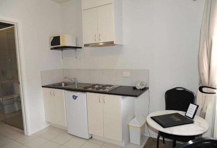 Семейный Номер Economy, Norwood House Motel & Receptions