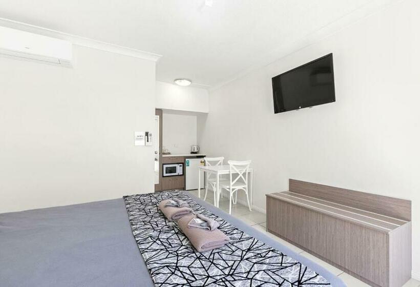 带大床的标准间, Surf Beach Motel Coffs