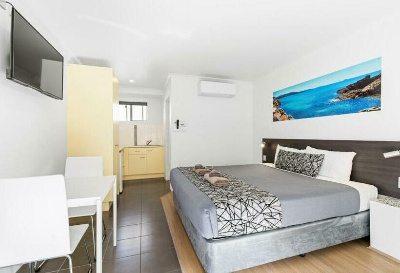 带大床的标准间, Surf Beach Motel Coffs