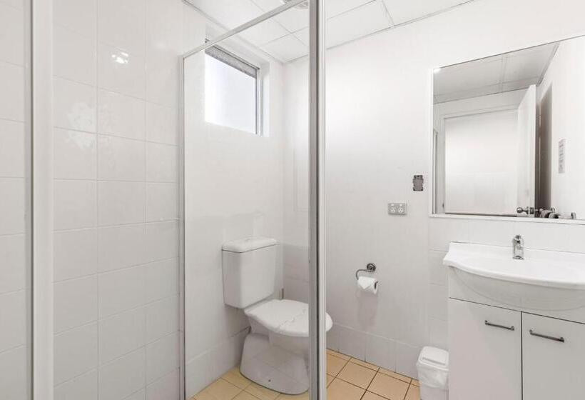 带大床的标准间, Surf Beach Motel Coffs