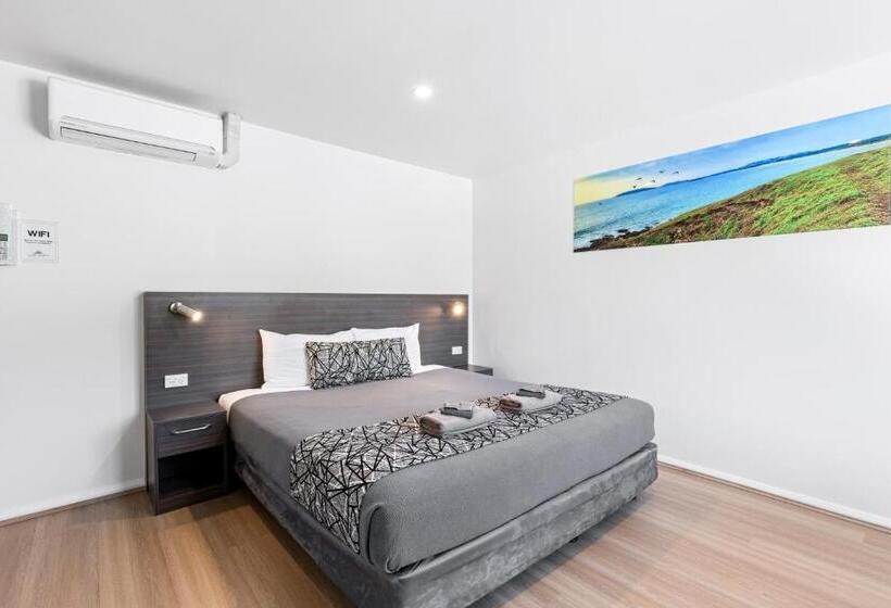 带大床的标准间, Surf Beach Motel Coffs