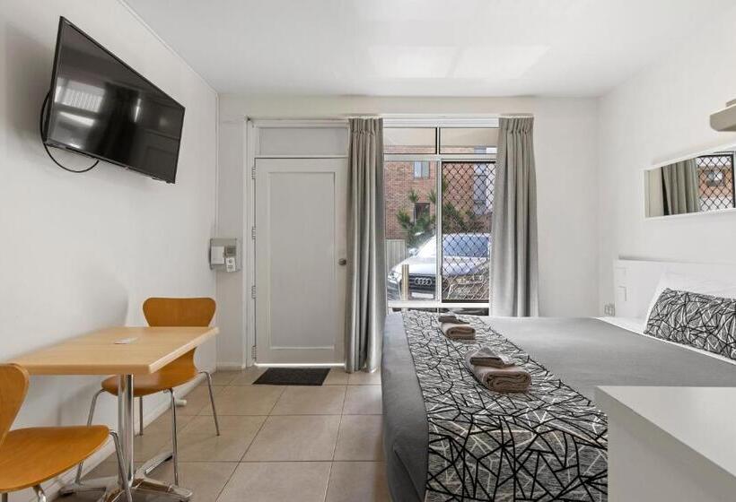 基本间, Surf Beach Motel Coffs