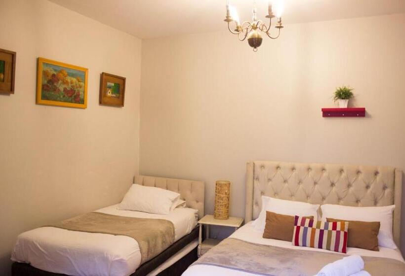 四人标准间, Bbcasita