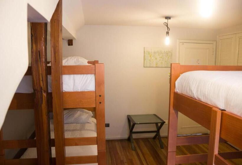 共用房间的床, Bbcasita