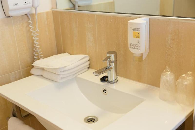 Номер Deluxe, 88 Jember By Wh