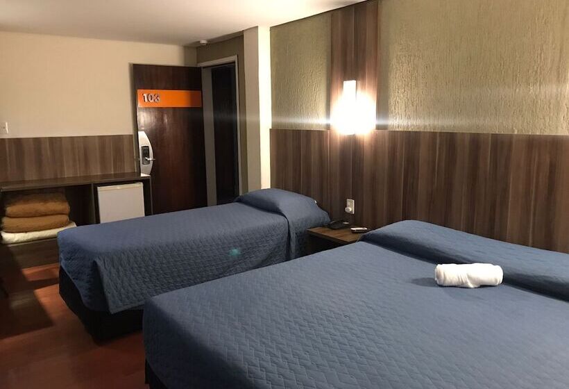 高级三人间, Afford Hoteis