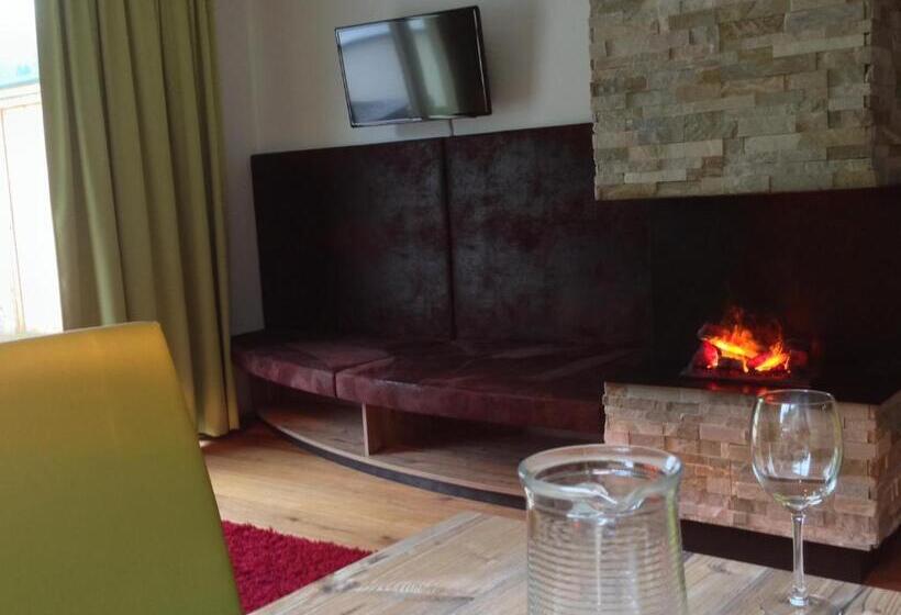 آپارتمان 1 خوابه, Alpenblick