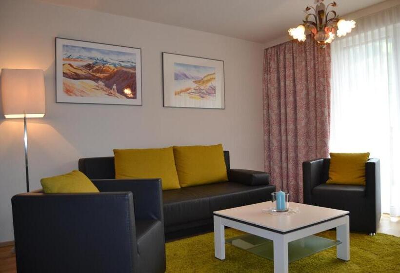 آپارتمان 2 خوابه, Alpenblick