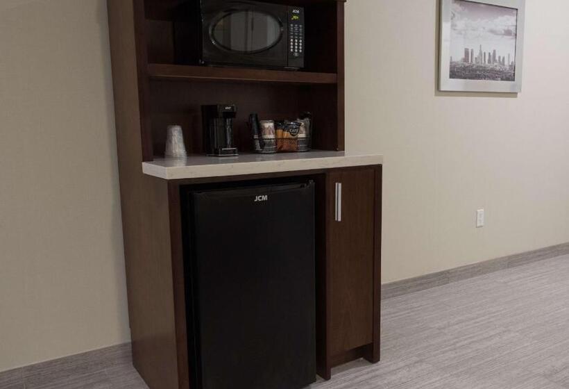 غرفة قياسية سرير كينج لذوى الإحتياجات الخاصة, Best Western Plus Gardena Los Angeles Inn & Suites