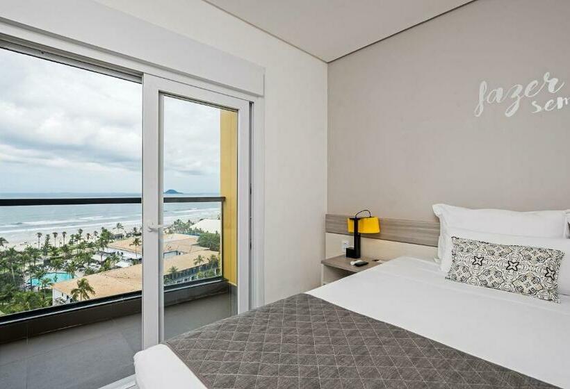 غرفة قياسية ثلاثية, Candeias Guarujá