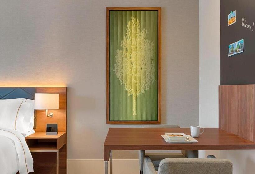 استودیوی سوپریور, Element Amsterdam