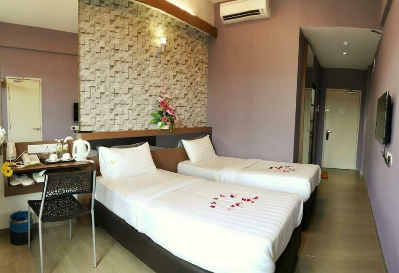 Номер Superior, Golden View Nilai