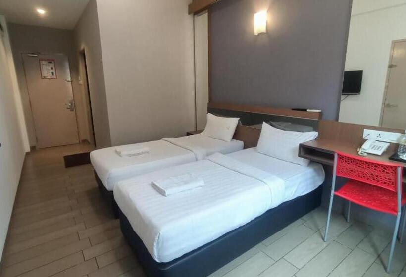 Номер Superior, Golden View Nilai