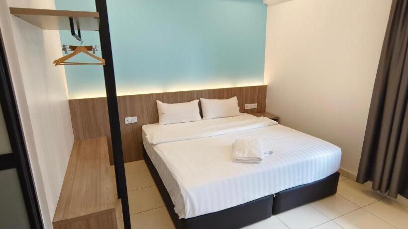 Номер Deluxe Кровать Кинг, Golden View Nilai