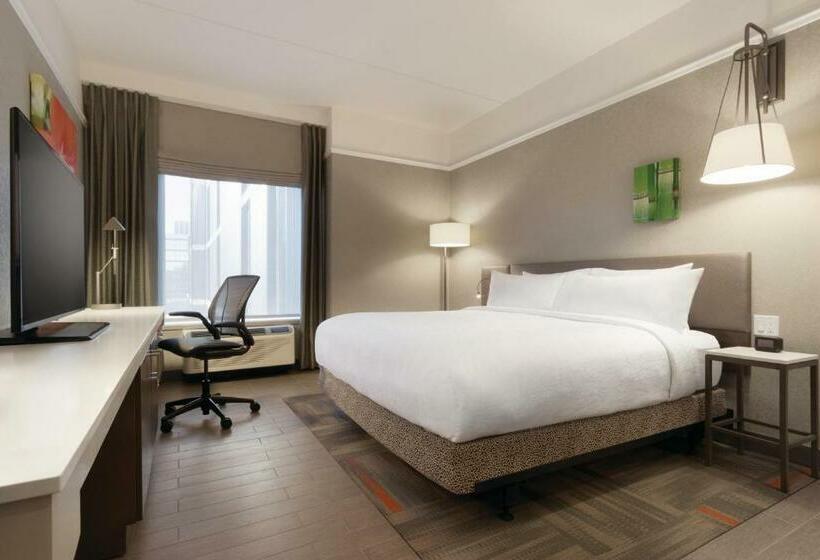 חדר סטנדרט, מיטת קינג, מותאם לאדם עם מוגבלויות, Hilton Garden Inn Calgary Downtown