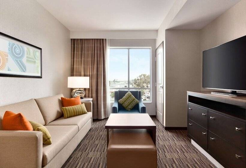 Люкс, Homewood Suites By Hilton Irvine John Wayne Airport
