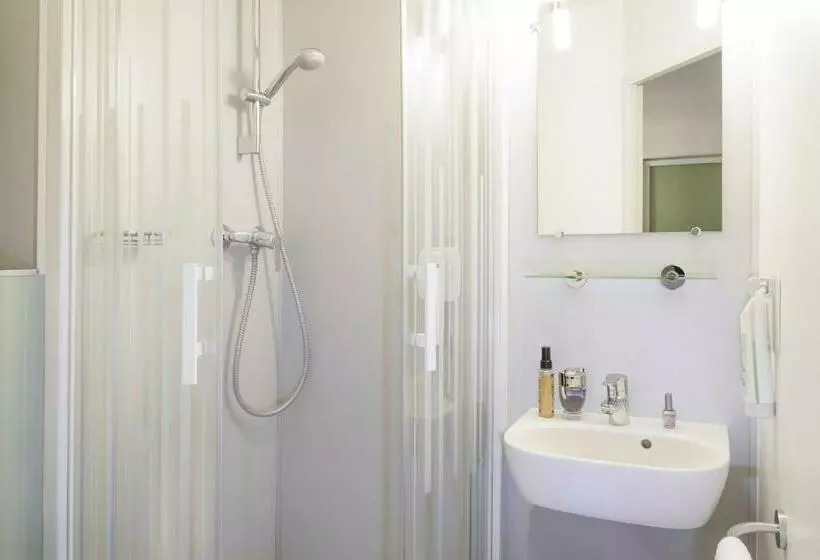 スタンダードトリプルルーム, Ibis Budget Lyon Centre Confluence