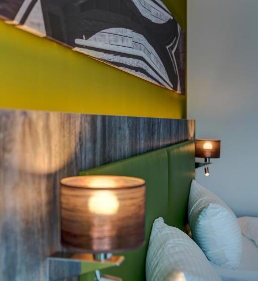 スイート, Ibis Styles Tuebingen