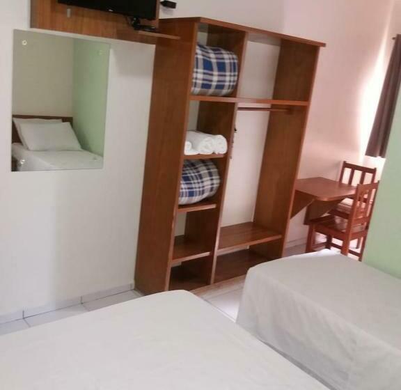 标准三人间, Ipê