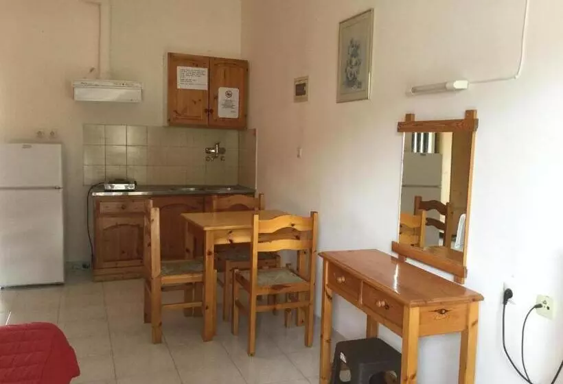 海の見える１ベッドルームアパートメント, Kallithea