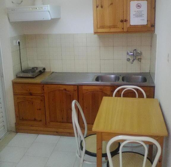 1 Bedroom Apartment Mountain View, Kallithea