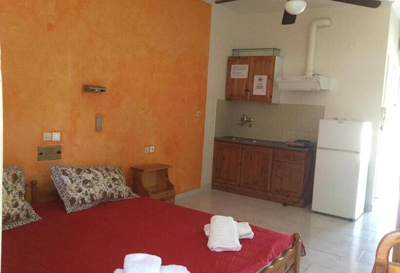 1 Bedroom Apartment Mountain View, Kallithea