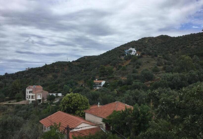 1 Bedroom Apartment Mountain View, Kallithea