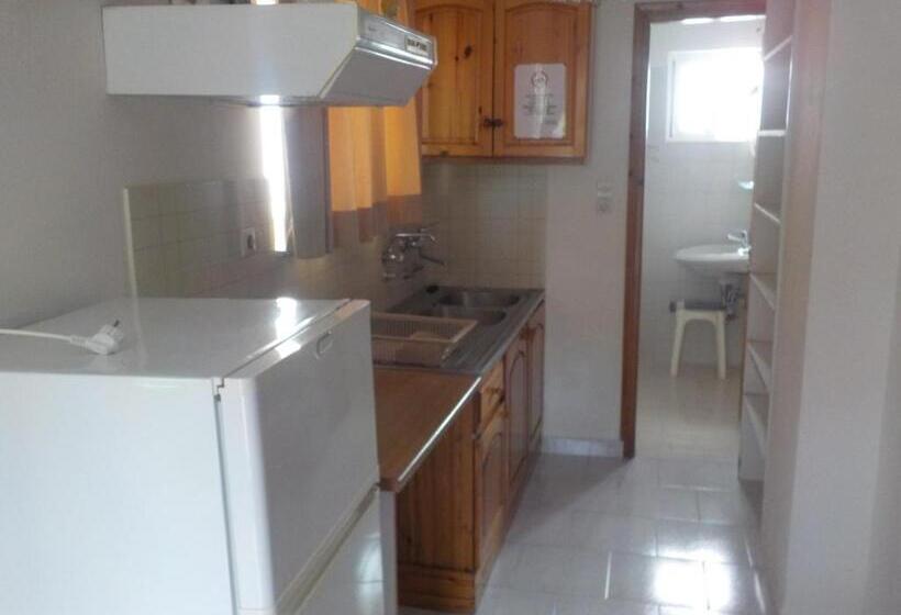 1 Bedroom Penthouse Apartment, Kallithea