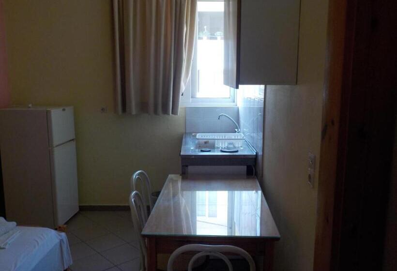 آپارتمان 1 خوابه همکف, Kallithea