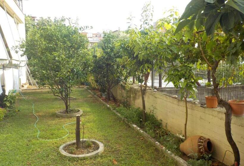 آپارتمان 1 خوابه همکف, Kallithea