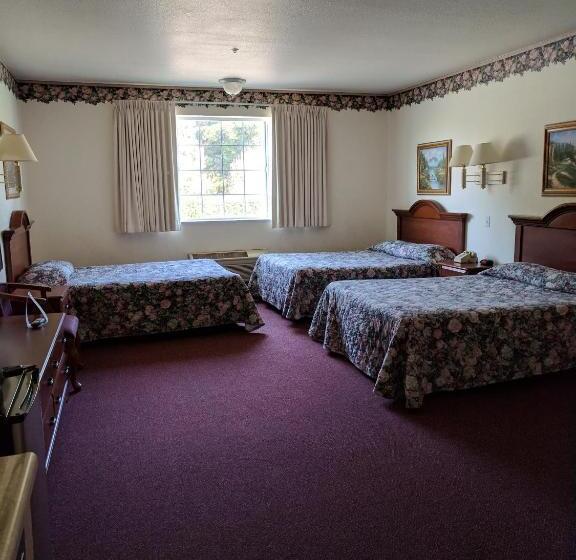 基本三人间, Lighthouse Inn