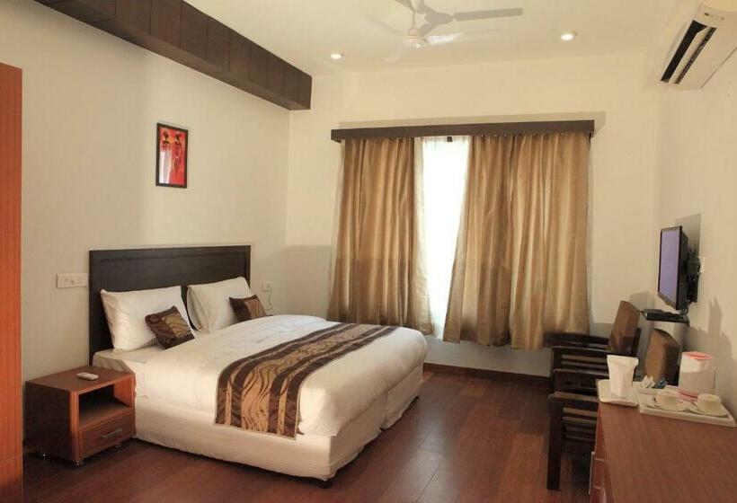 디럭스 룸, Mavens House Gurgaon Behind Google Building Nh 8