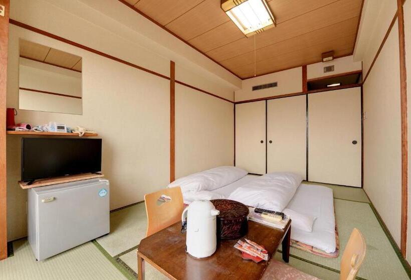 Номер Стандарт Совместная Ванная, Oumiya