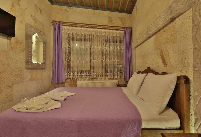 スタンダードルーム, Relic House