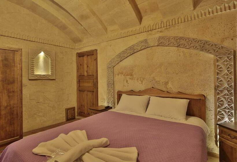 スーペリアトリプルルーム, Relic House