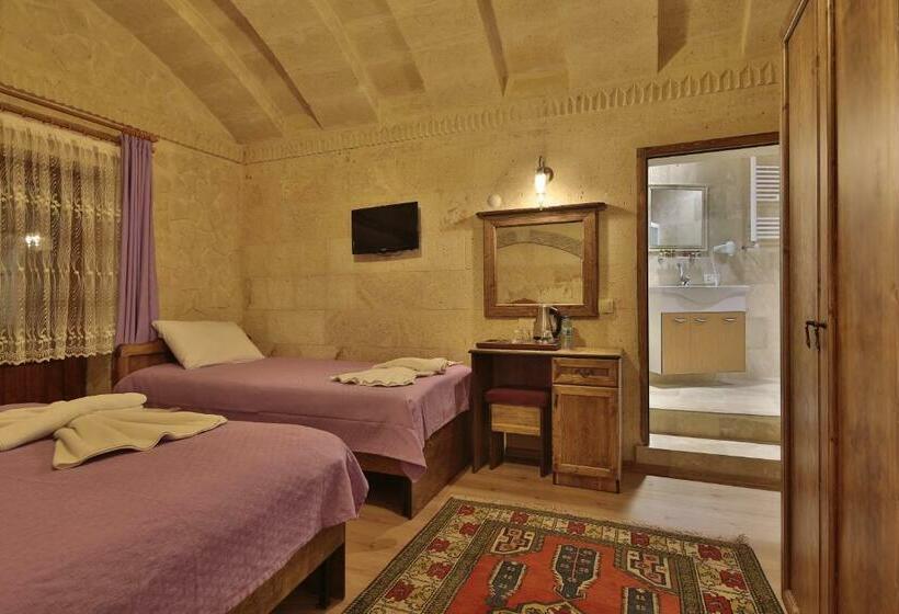 スーペリアトリプルルーム, Relic House