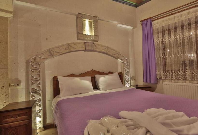 スーペリアールーム, Relic House