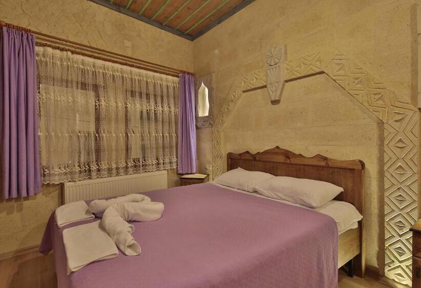 اتاق سوپریور, Relic House