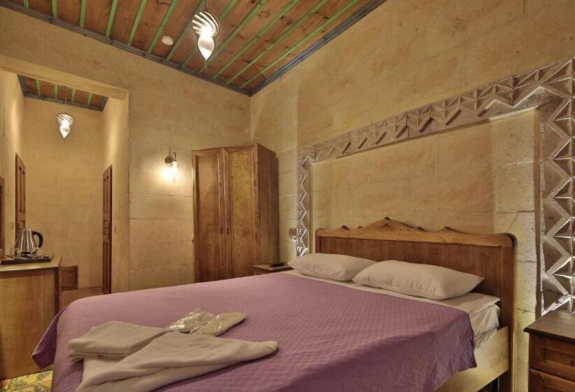 スーペリアールーム, Relic House