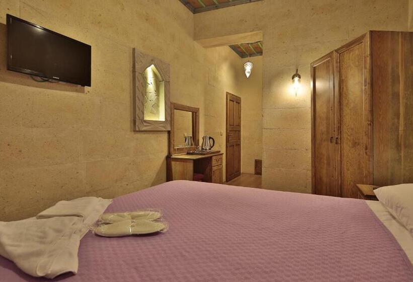 スーペリアールーム, Relic House