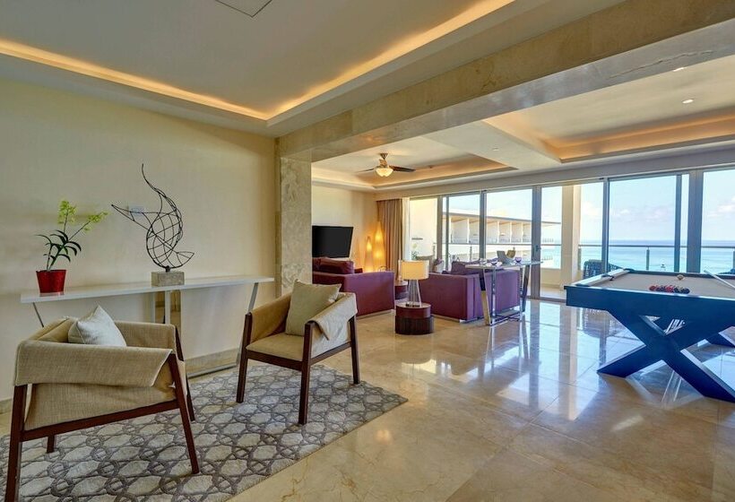 سوئیت دلوکس 3 خوابه, Royalton Blue Waters Montego Bay, An Autograph Collection All Inclusive Resort