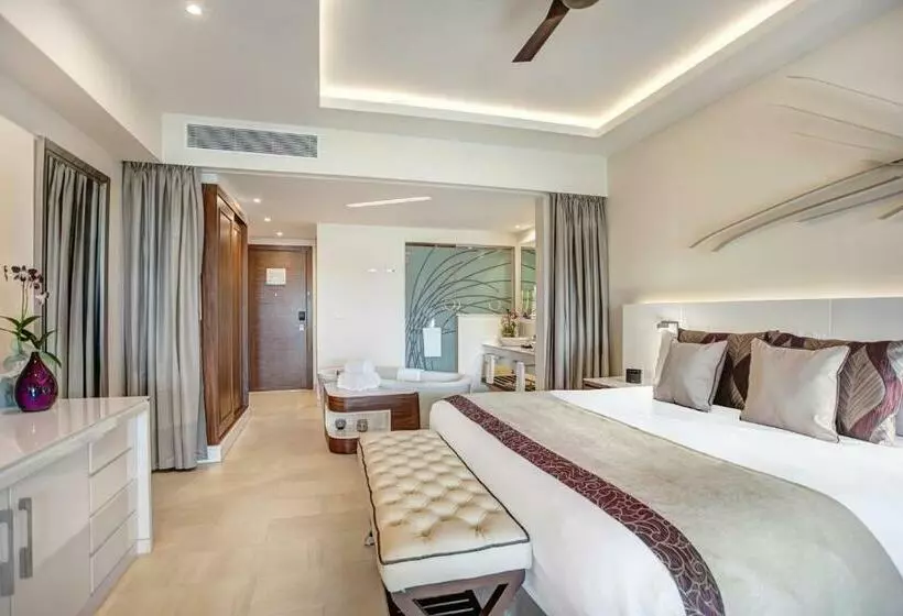 سوییت جونیور لوکس, Royalton Blue Waters Montego Bay, An Autograph Collection All Inclusive Resort