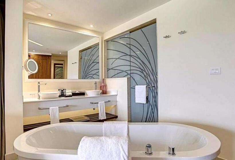 سوئیت پرزیدنت, Royalton Blue Waters Montego Bay, An Autograph Collection All Inclusive Resort