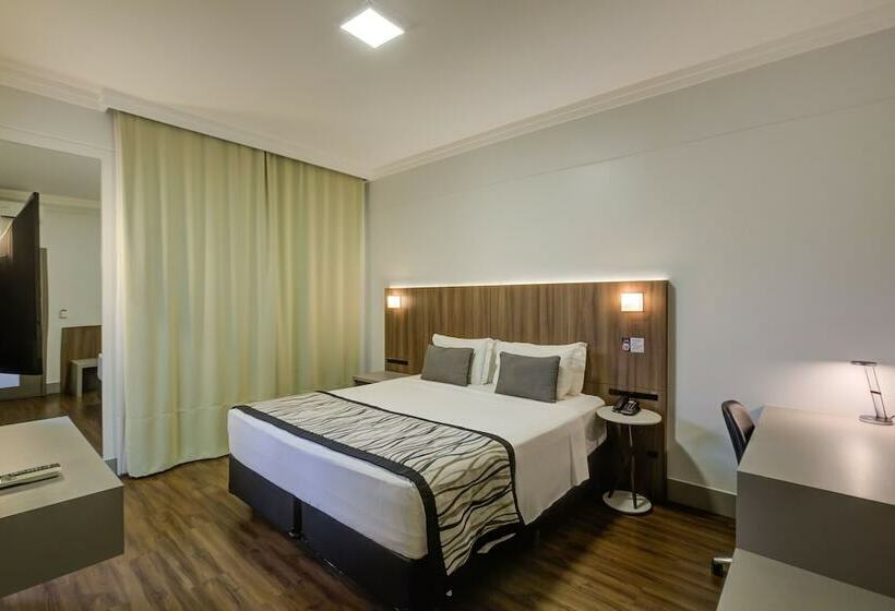 디럭스 룸, Slaviero Blumenau