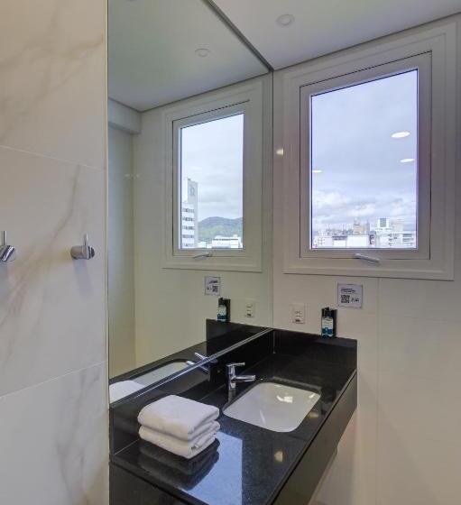 디럭스 룸, Slaviero Blumenau