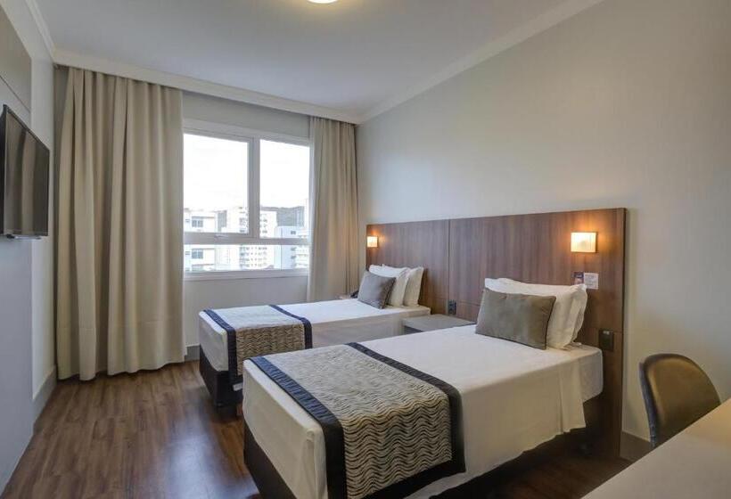 패밀리 룸, Slaviero Blumenau