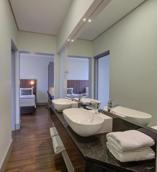 패밀리 룸, Slaviero Blumenau